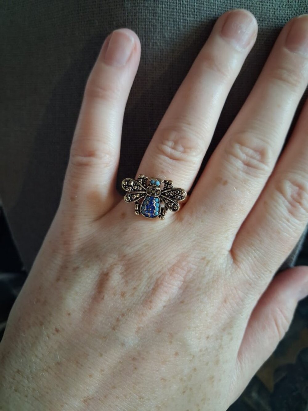 Bug ring